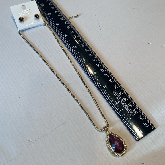 NWT Pure Faux Amethyst Pendant Necklace w/ matching earrings - Picture 5 of 5